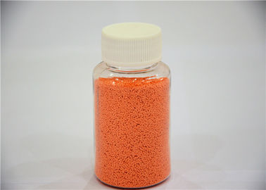 L'arancia macchietta le macchioline variopinte della base del solfato di sodio in polvere detergente